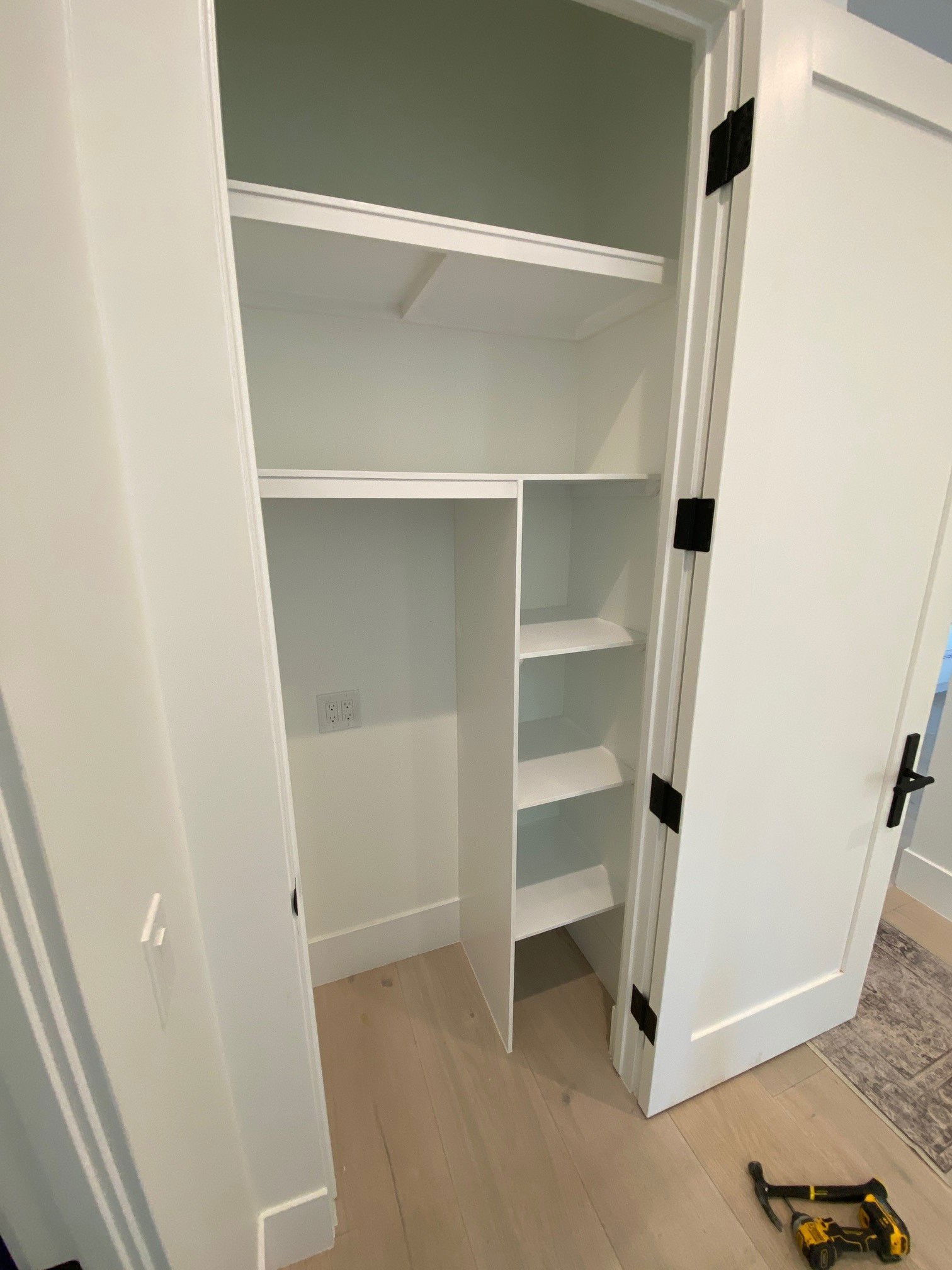 Built in Shelves