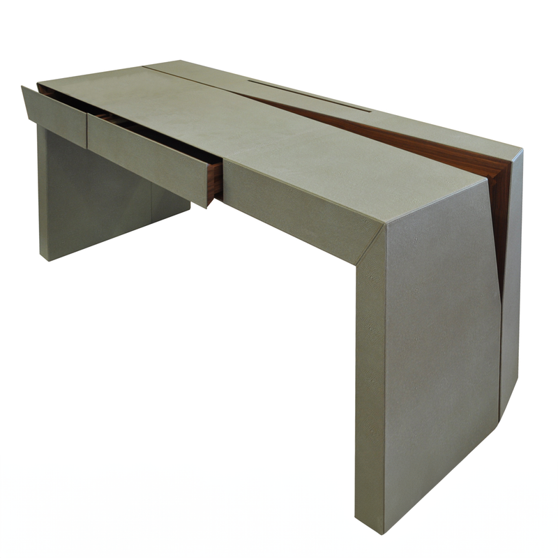 Esempi di Lavorazioni su Sedie, Mobili e Accessori in Pelle