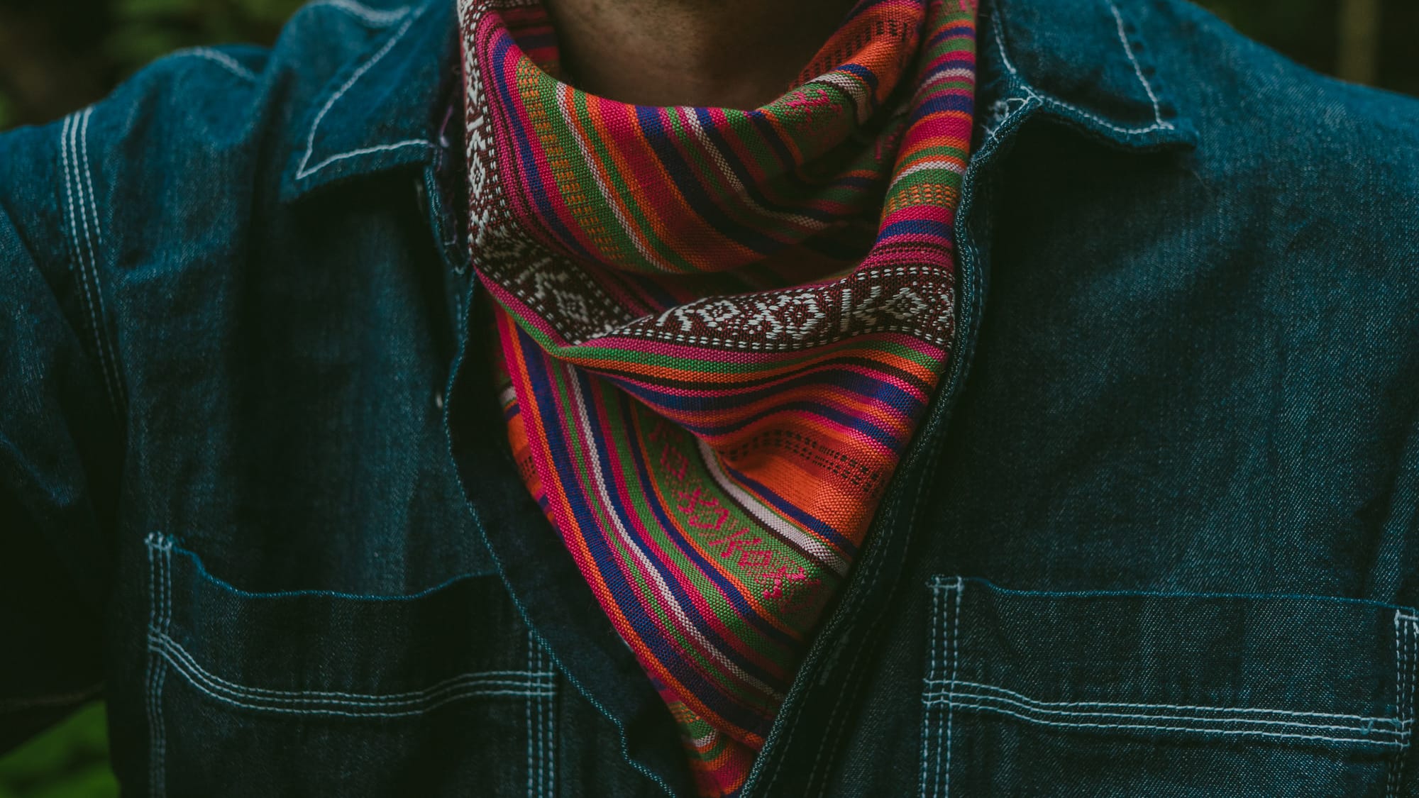 Montañas: Rojo 60x60cm