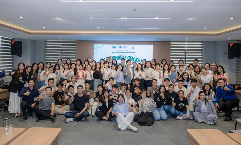 SUSTAINABLE GEN K51: A New Milestone in ESG Education at UEH