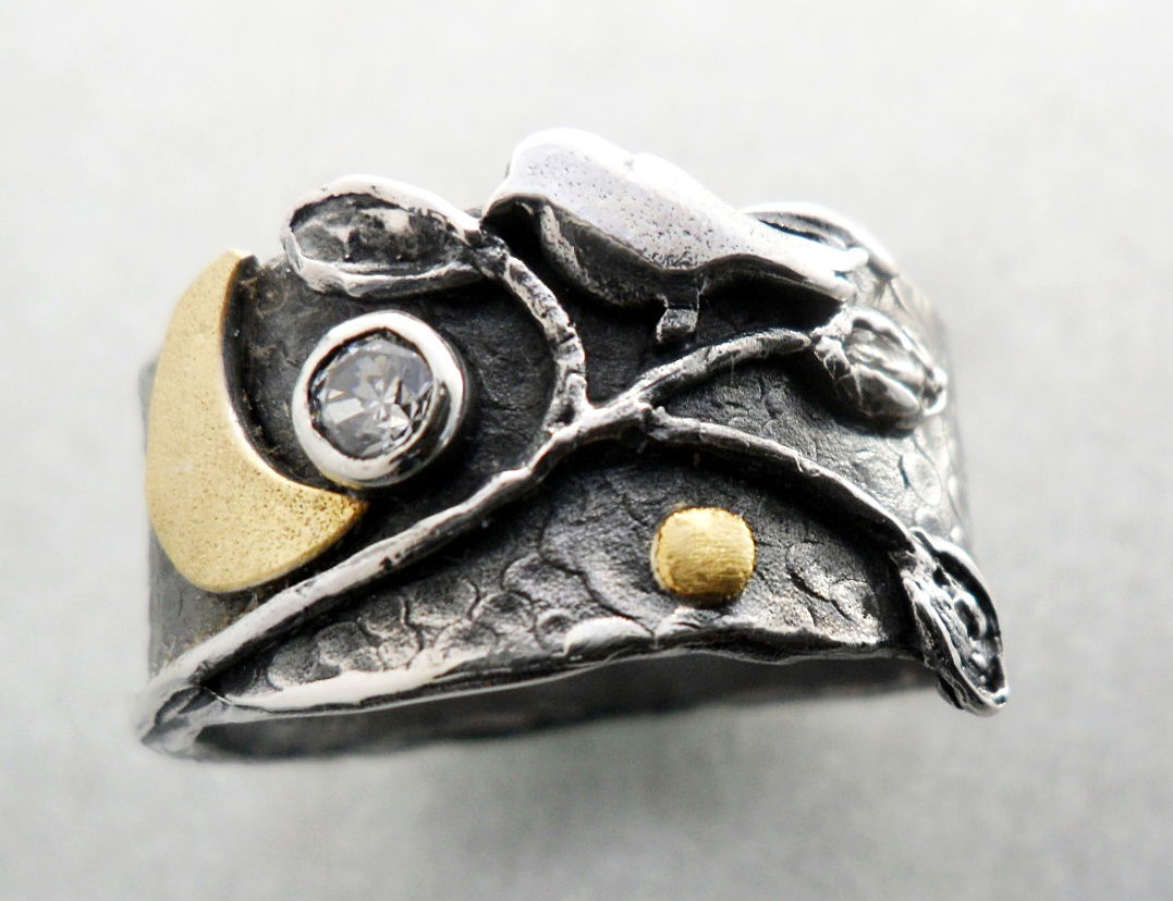 Ring 3802 BIRD ON A BRANCH