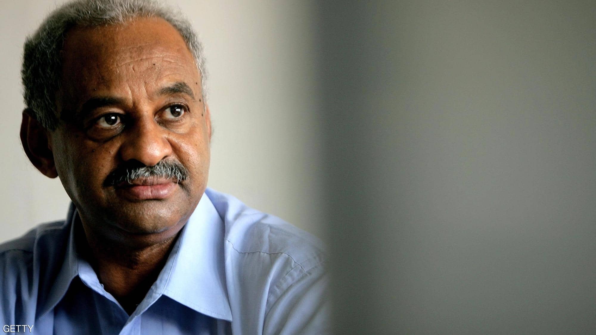 نقابة الصحفيين السودانيين تهنئ وزير الإعلام السابق بفوزه بجائزة مرموقة