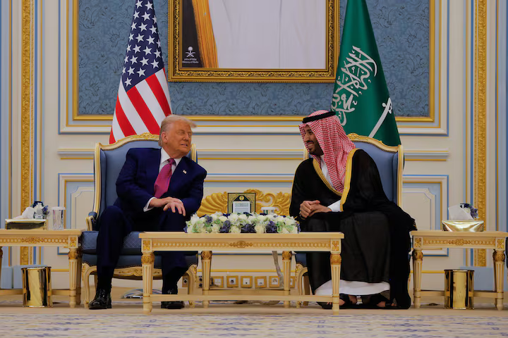 رويترز: بن سلمان يضغط على ترامب لإنهاء حرب السودان