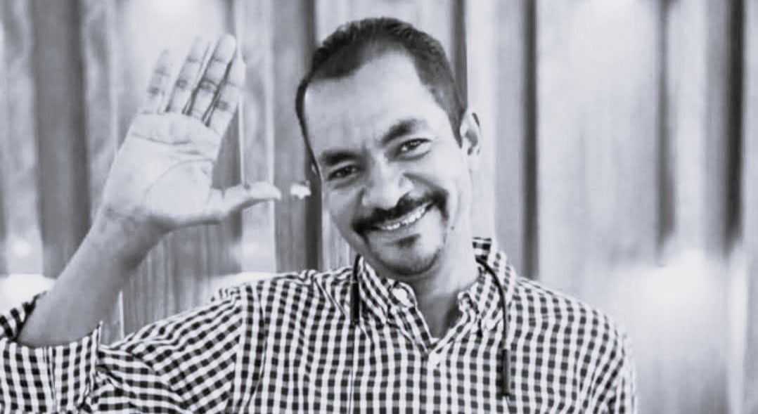 PROFM 106.6 تنعى الإعلامي محمد محمود حسكا