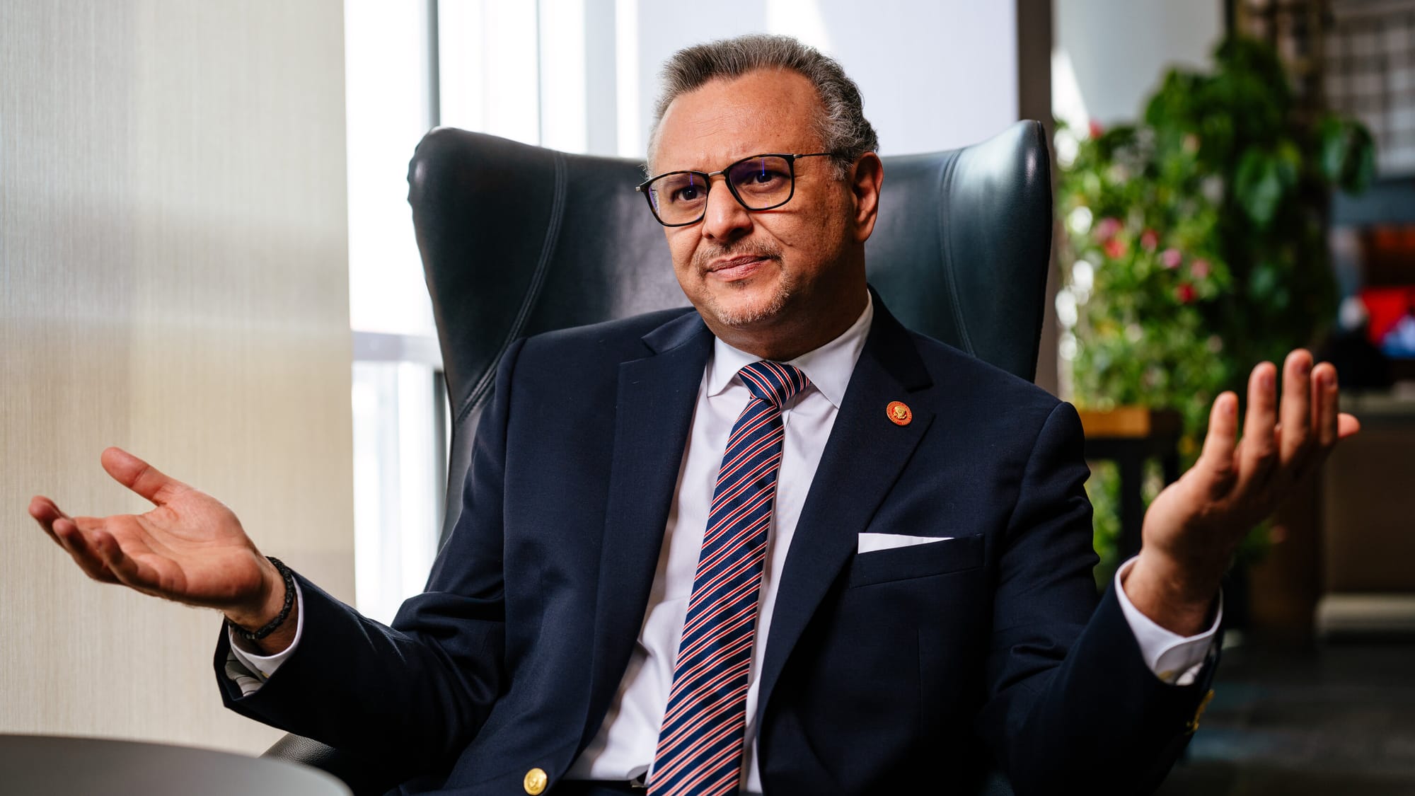 مستشار ترامب: قصف مستشفى الضعين "صادم" ويجب وقف العنف فورا