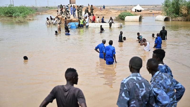 وفاة وإصابات وتضرر 447 منزلا جراء السيول والأمطار في الجزيرة