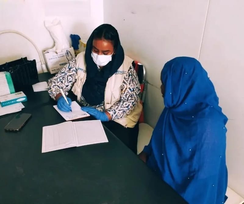 More than 100 victims receive health care and psychological support after the Damar floods.