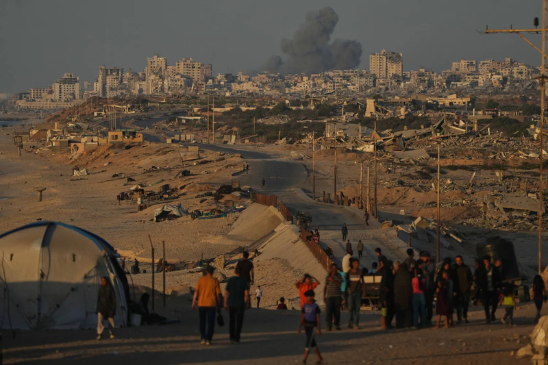 Israeli raids on Gaza despite the announcement of a ceasefire agreement
