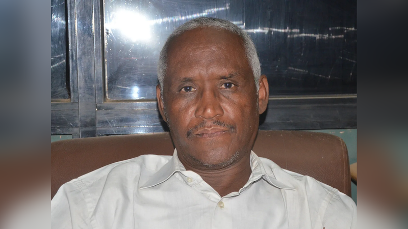 اعتقال صحفي سوداني يثير مخاوف من عودة "تكميم الأفواه"