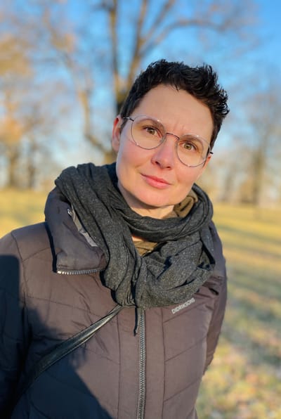 About us: English version image