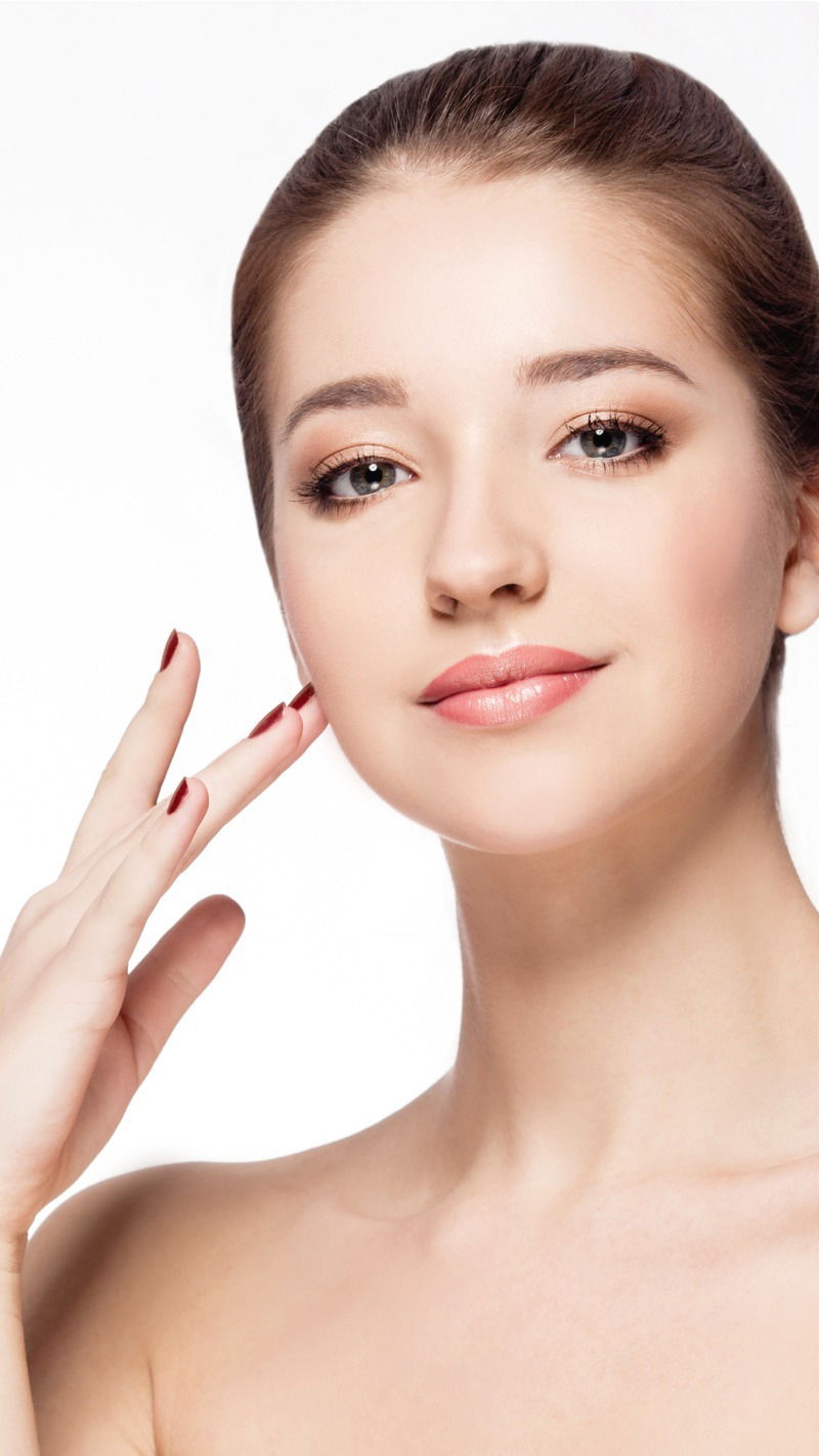 كل ما تحتاج معرفته عن إبر النضارة: الأنواع والفوارق والنتائج