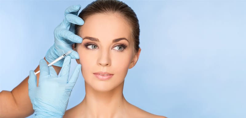 إبرة الكونسيلر (Biorevitalisation Injection): الحل السحري لبشرة نضرة وخالية من الهالات والتصبغات