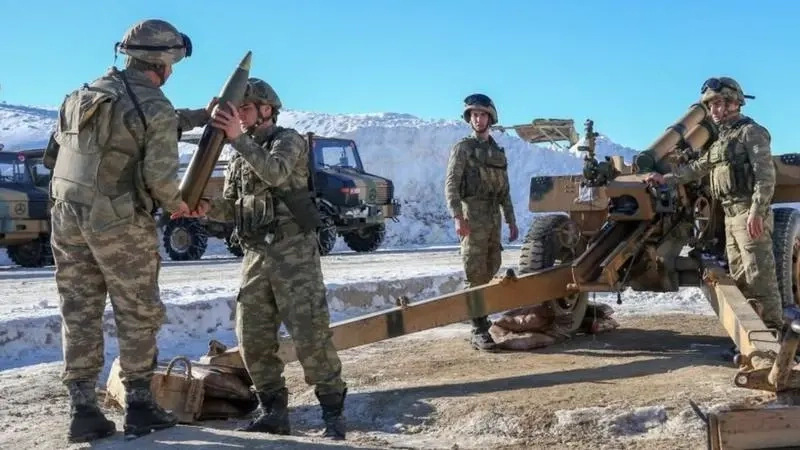 مقترح لإرسال قوات اتحادية لحماية كردستان والإعلان عن 300 كم "سائبة" مع تركيا