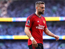 اليونايتد يتعرض لضربة قاسية قبل انطلاق مشاوره في الدوري الانكليزي