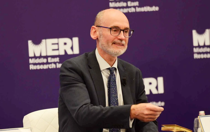 السفير البريطاني لدى بغداد "لا يفتخر" بسجل أجداده باحتلال العراق