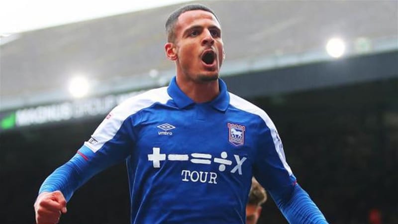 من الحرب الى الدوري الإنجليزي الممتاز.. كل ما تريد معرفته عن "علي الحمادي"؟