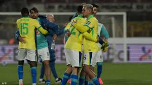 الأرجنتين تواصل نزيف النقاط.. والبرازيل تخطف فوزا قاتلا