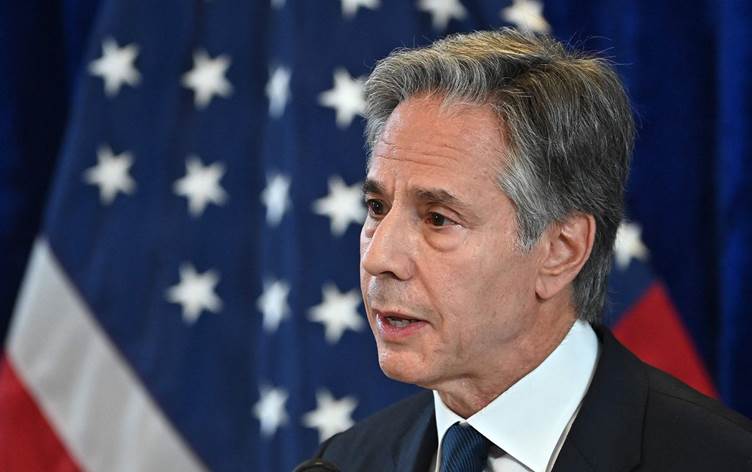 بلينكن: نواصل اتصالاتنا المكثّفة لمنع نزاع أوسع في المنطقة