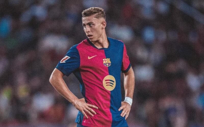 برشلونة يحصن نجمه بخطة تعاقدات جديدة