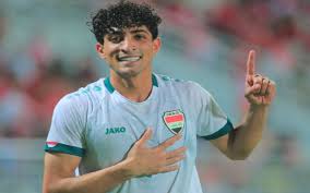 كشف إصابة لاعب المنتخب {علي جاسم} وفرصة مشاركته أمام عُمان