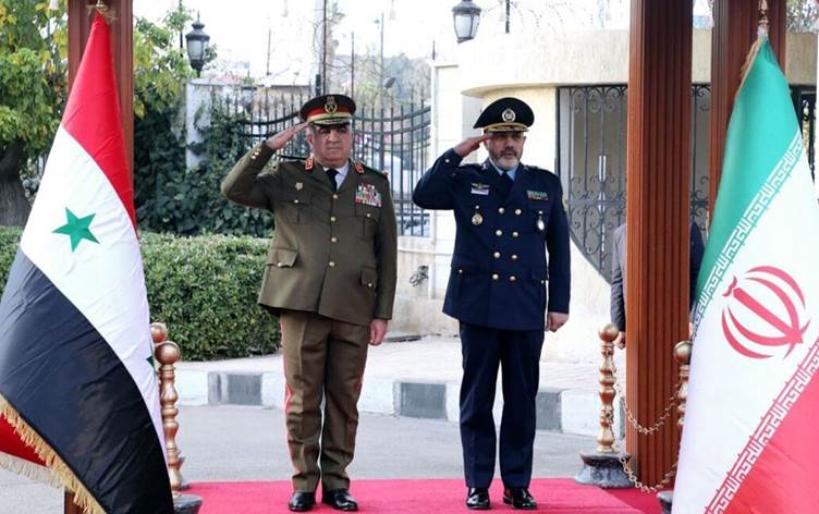 وزير الدفاع الإيراني يؤكد دعم بلاده لسوريا كشريك استراتيجي