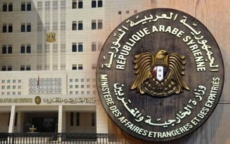 الخارجية السورية تعلن استمرار عمل بعثاتها الدبلوماسية في الخارج