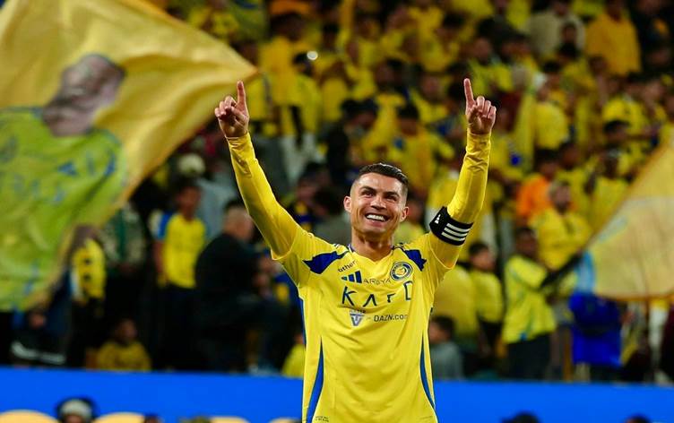 رونالدو يتفوق على هدافي أوروبا