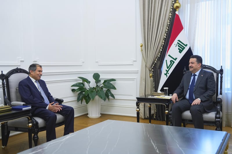 السوداني للسفير الكويتي: الباب مفتوح أمامكم للدخول في مشاريع طريق التنمية