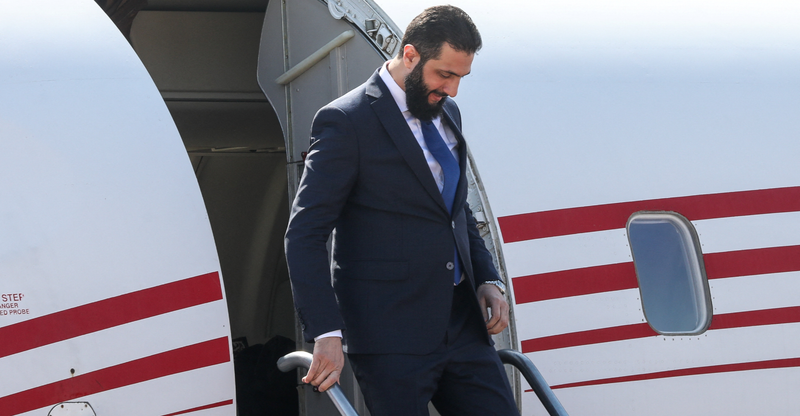 مصدر: الشرع طلب "ضمانة أمريكية" لحضوره إلى بغداد