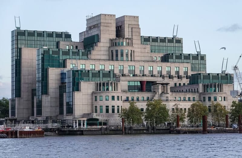 للمرة الأولى في التاريخ.. امرأة تترأس الاستخبارات البريطانية