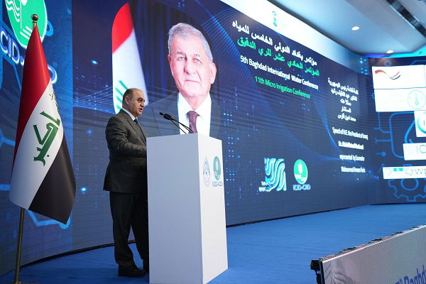رئيس الجمهورية : العراق يواجه تحديات كبيرة بملف المياه