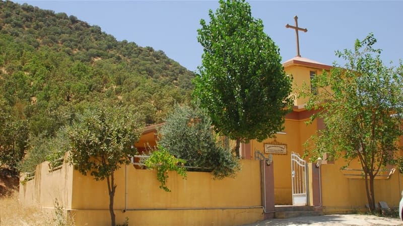 اعتقال شخصين سرقا خزينة كنيسة في قرية بدهوك