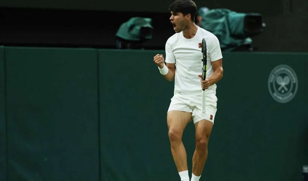 بطولة ويمبلدون.. ألكاراز المتألق يقدم عرضا رائعا أمام روبليف