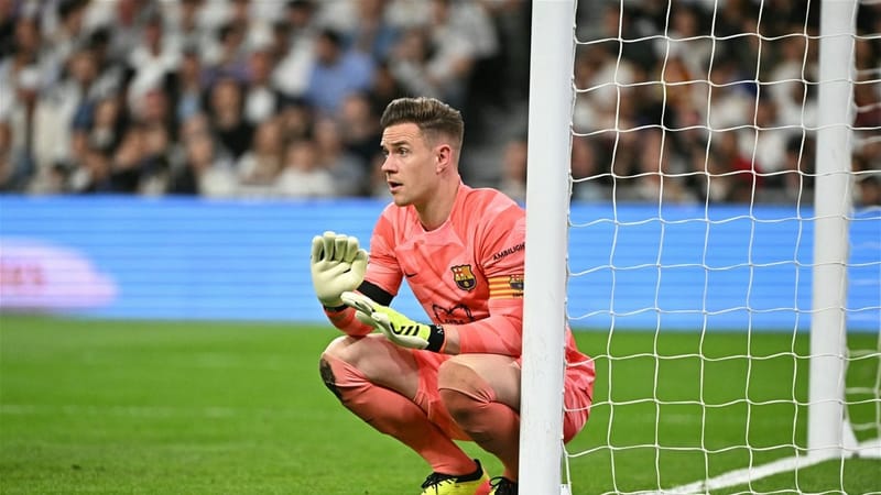 برشلونة يصدر بيانا حول تير شتيغن