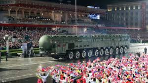 كيم يؤكد عزمه على تعزيز القدرات الدفاعية