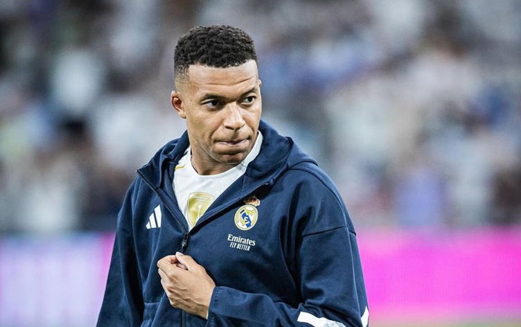 إصابة جديدة لمبابي تثير الرعب بقلوب الرياليين