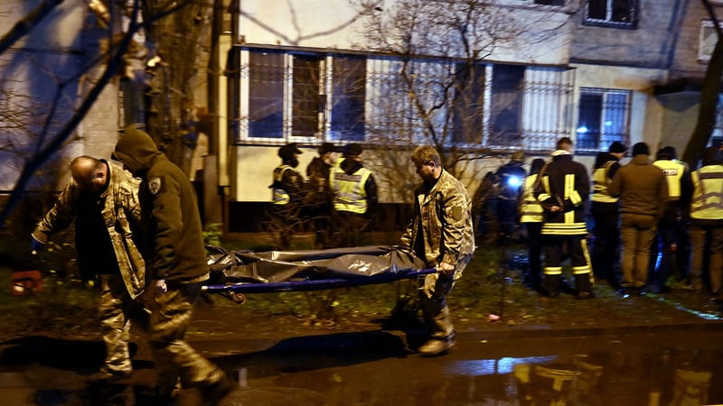 ليلة جديدة من الهجمات "الضخمة" في أوكرانيا وروسيا