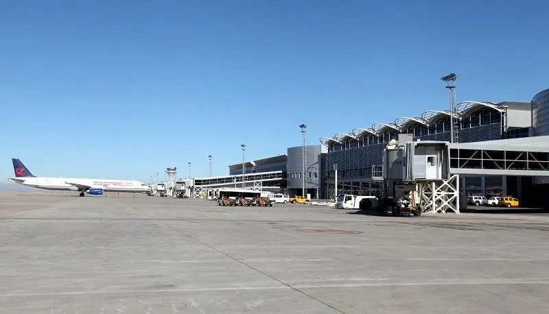 توم باراك ومظلوم عبدي يصلان الى اربيل