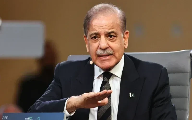 شهباز شريف يهنئ الزيدي بتكليفه رئاسة الحكومة