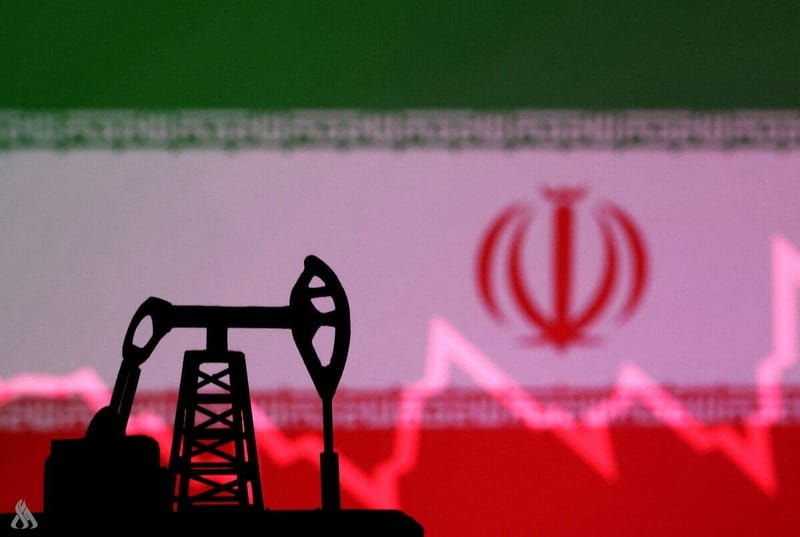 بلومبرغ: إيران بدأت بالفعل في خفض إنتاج النفط