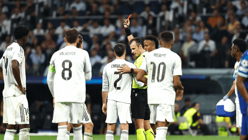 نجم مدريد مهدد بالغياب عن مباراة الكلاسيكو