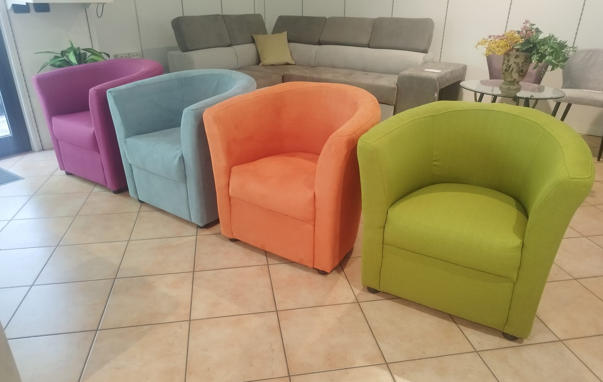 POLTRONCINA A POZZETTO