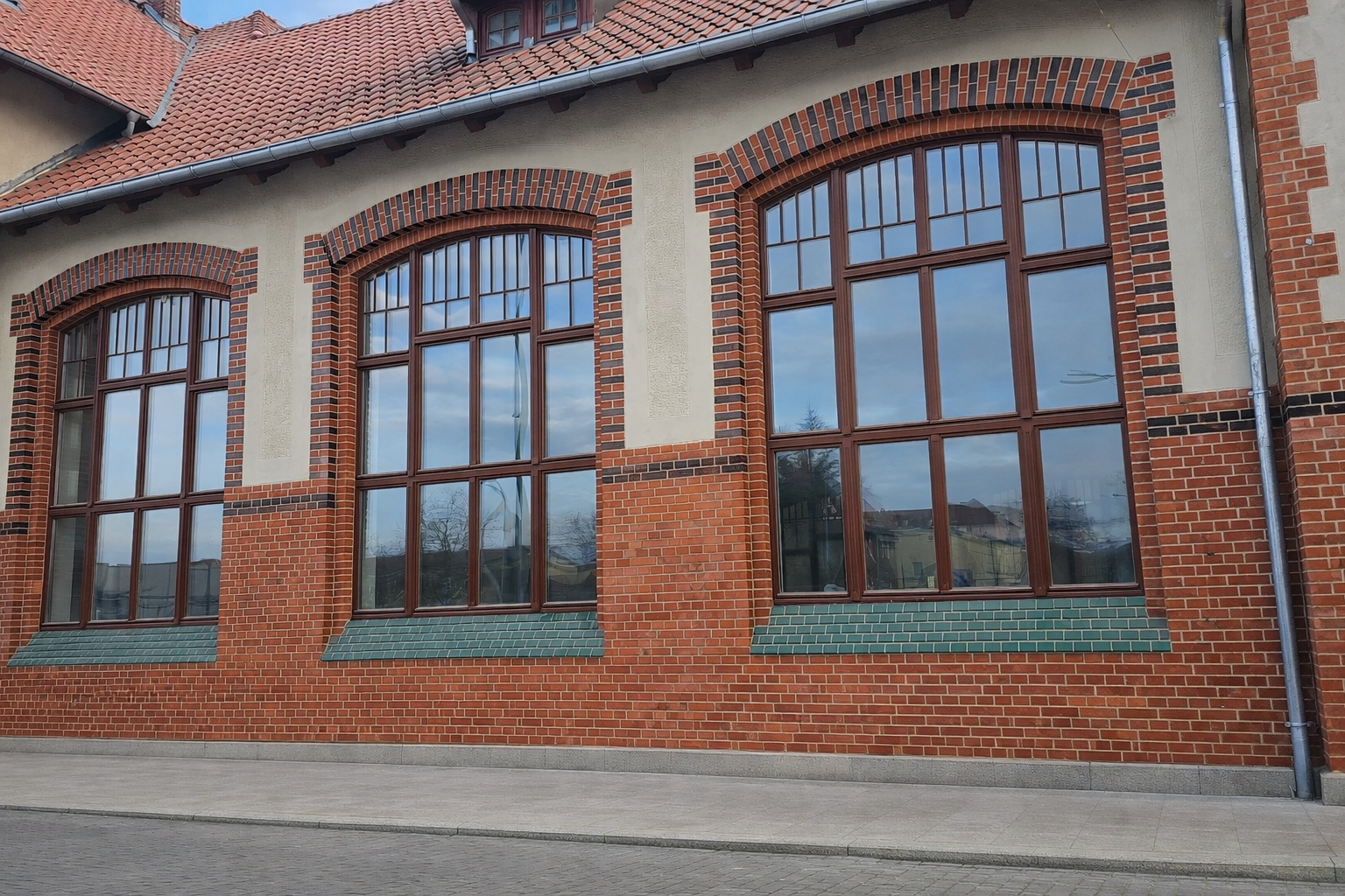 Dworzec Kolejowy PKP - Szczecinek Główny