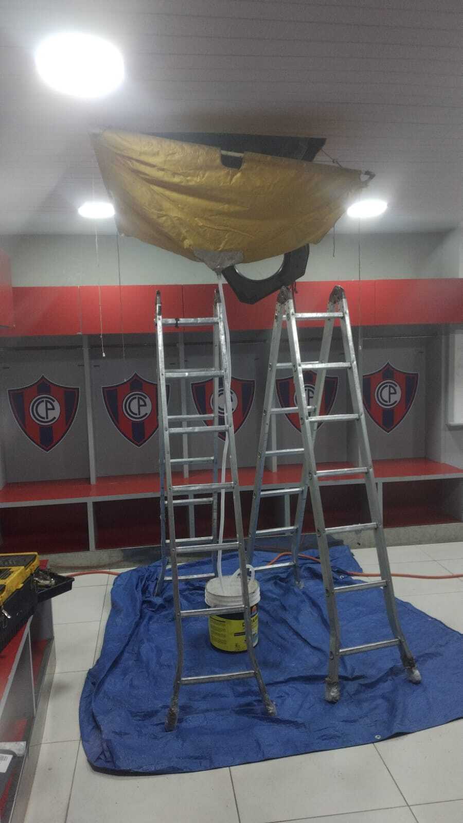 Instalación de equipos Cassette, Piso/Techo y Pared