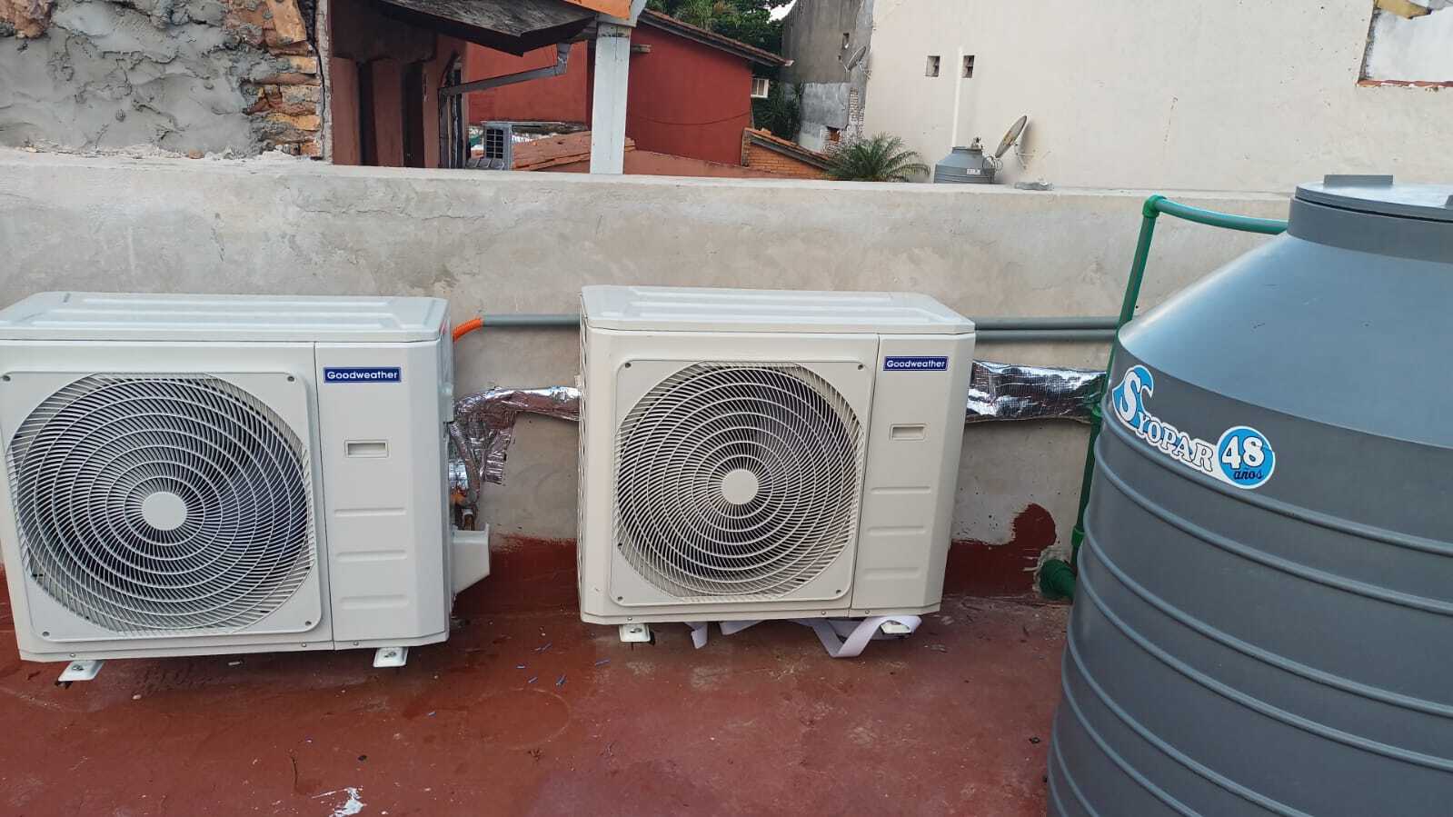 Instalación de Equipos Cassette, Pared y Cortina de Aire