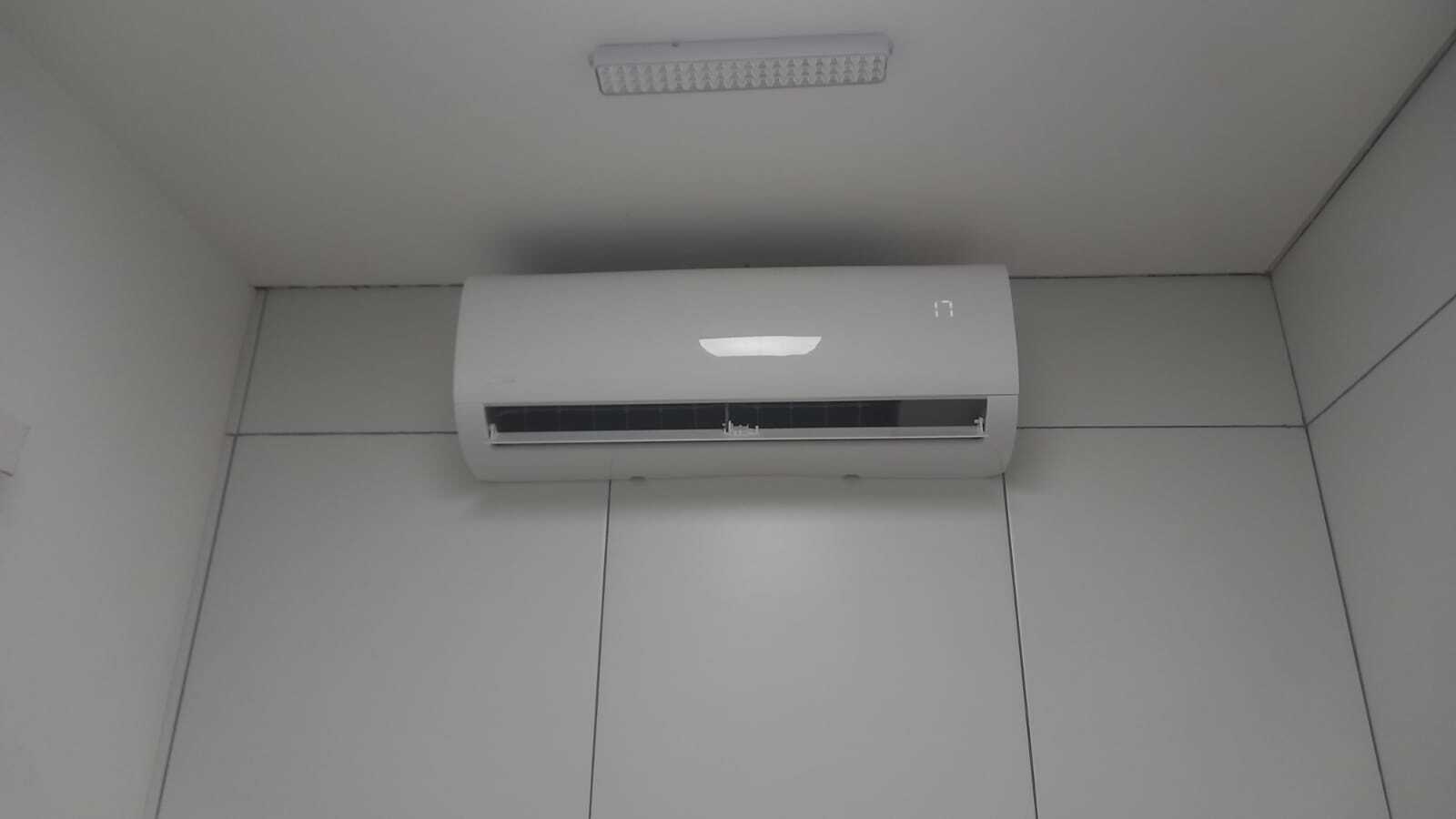 Instalación de Equipos Cassette, Pared y Cortina de Aire