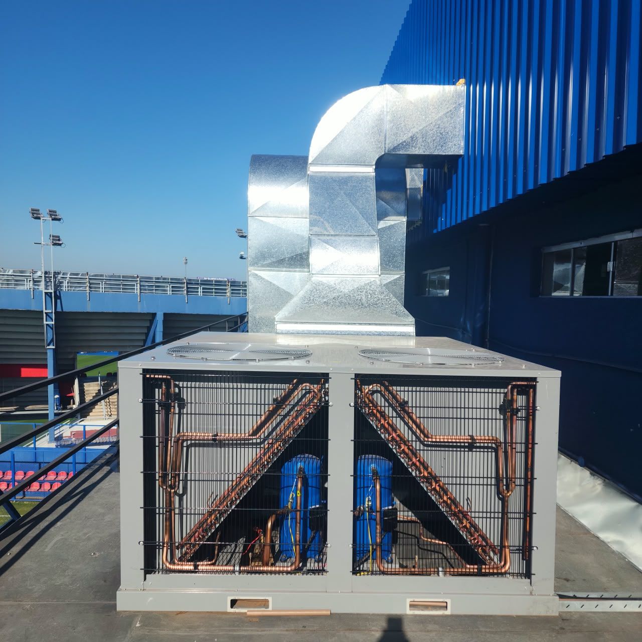 Instalación de equipos de AA. Tipo Compacto y Split.