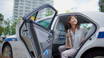 Taxi privado de la Sierra Norte al centro de Madrid: beneficios