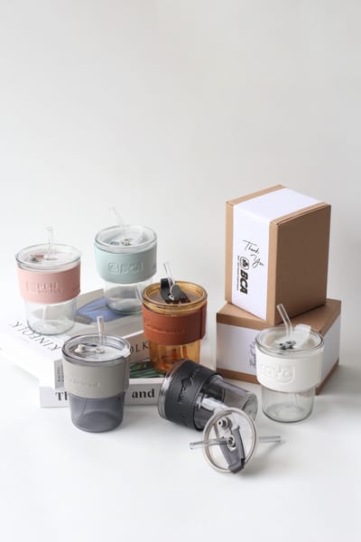 G.S.K (Gelas Sedotan Kaca)