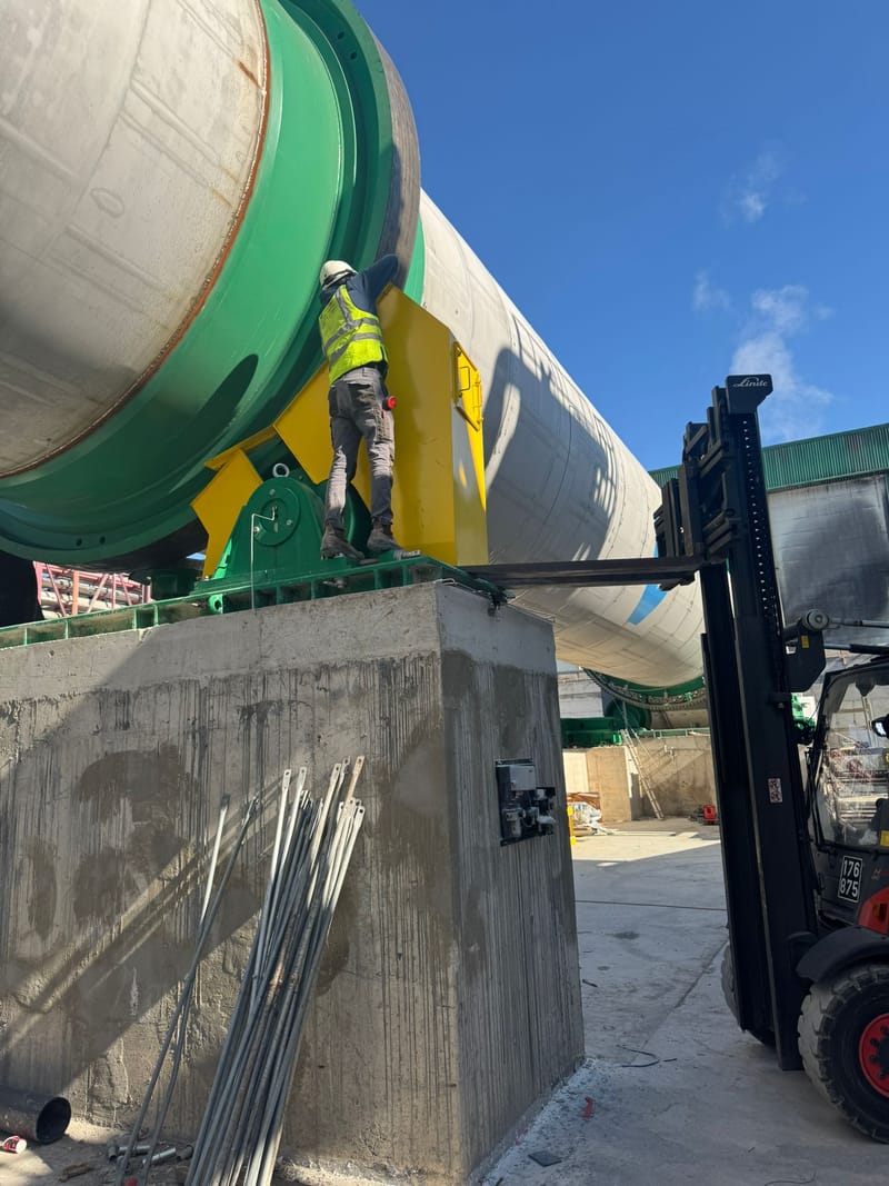 התקנת ציוד מכני 